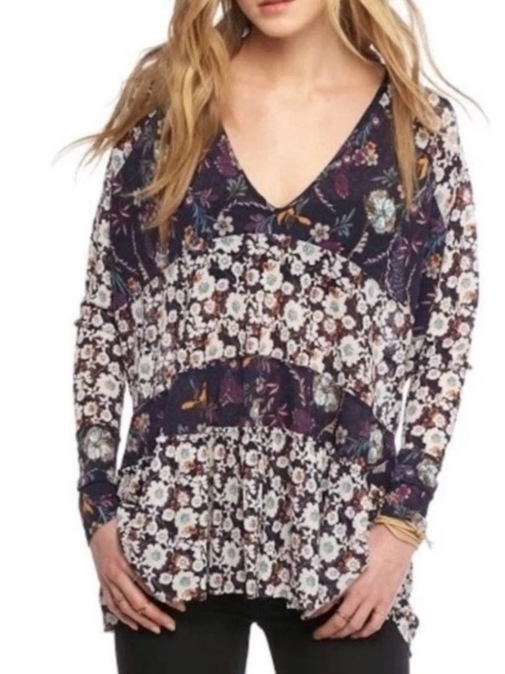 Women’s Free People Isabell
Floral Peasant Blouse Size XS